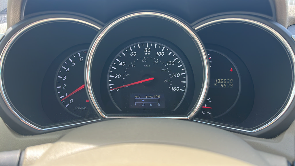 Used 2014 Nissan Murano SV w/ Value Package FWD image 25