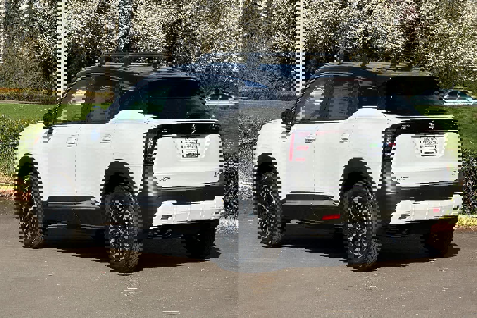 New 2026 Nissan Kicks SV AWD/4WD image 6