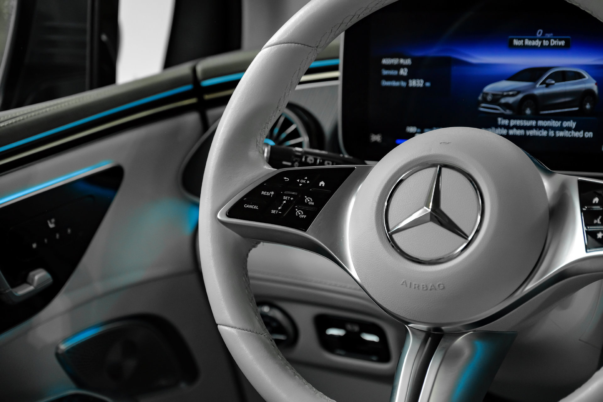 Used 2023 Mercedes-Benz EQE 350+ SUV w/ AMG Line Exterior Package image 21