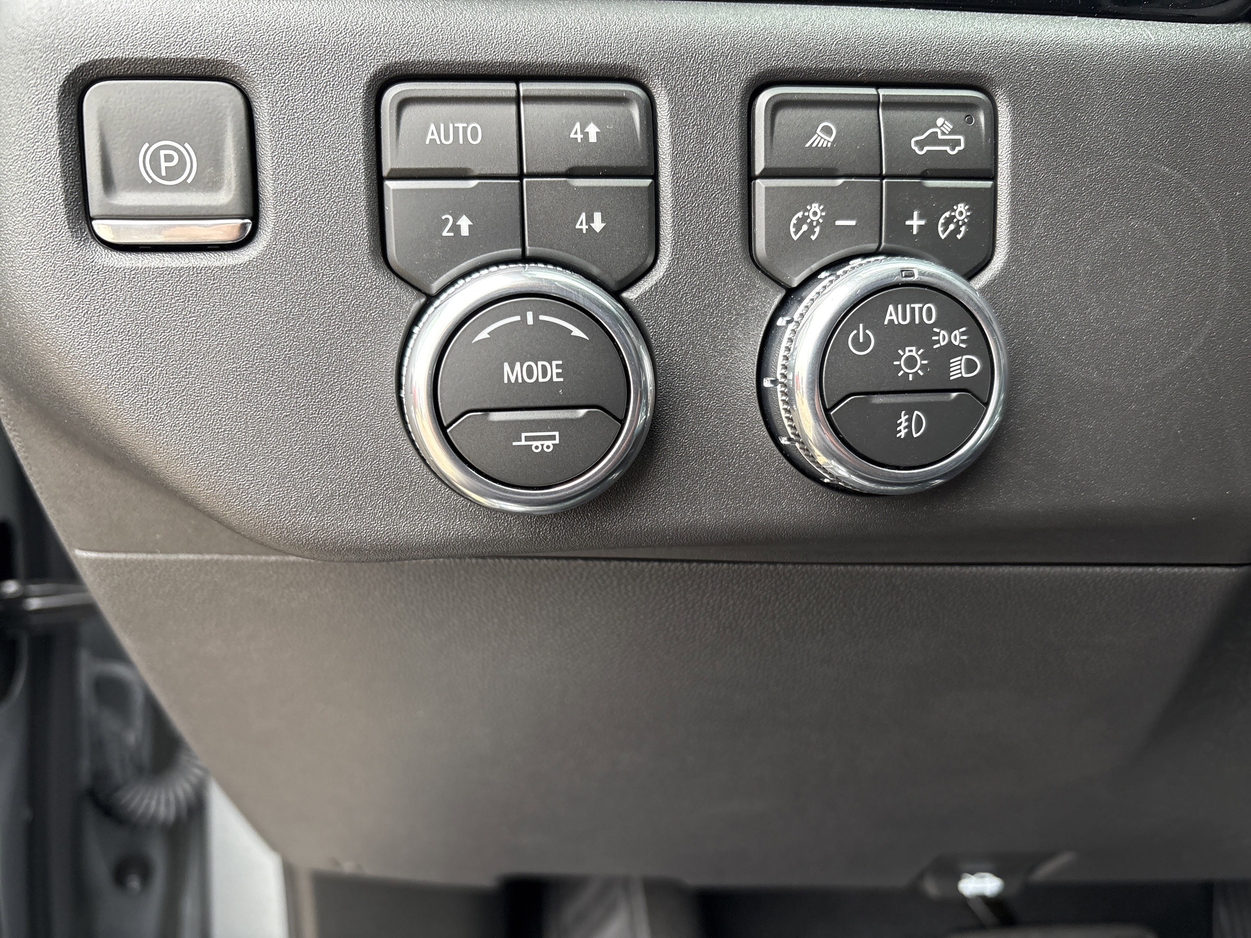 New 2026 GMC Sierra 1500 SLT w/ SLT Premium Plus Package image 15