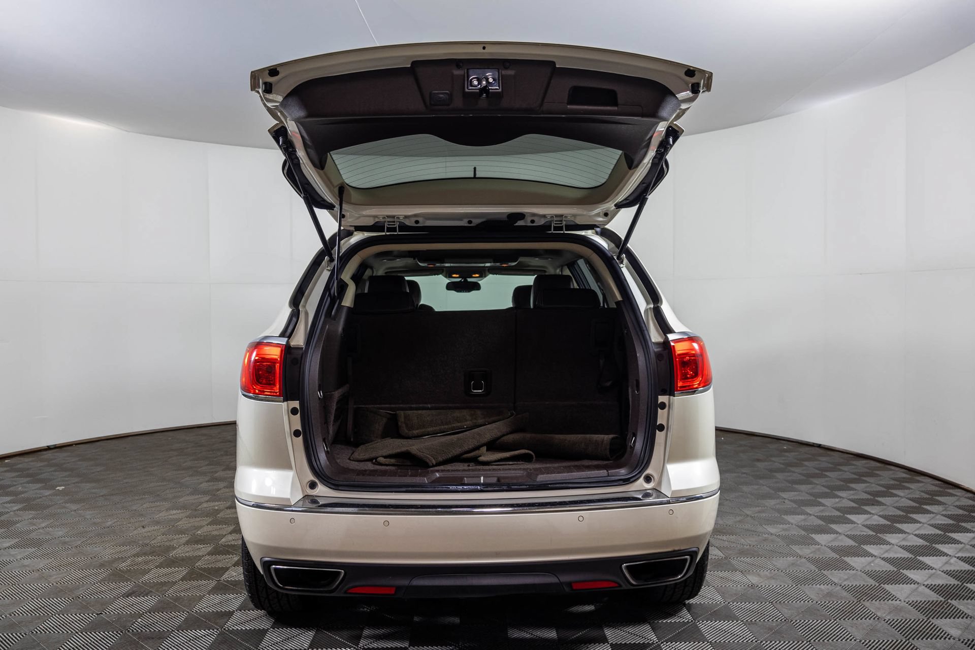 Used 2013 Buick Enclave Premium w/ Trailering Provision Package AWD/4WD image 48
