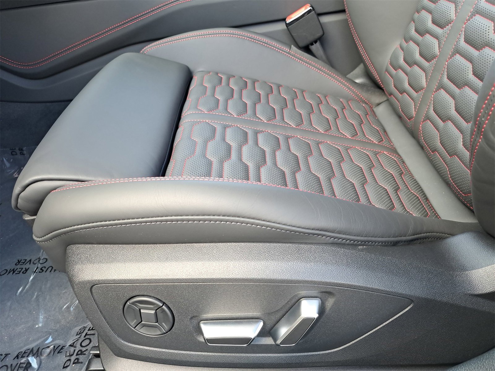 New 2025 Audi RS 7 Performance image 32