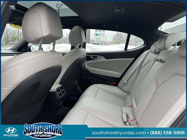 Used 2023 Genesis G70 2.0T w/ Sport Prestige Package image 11