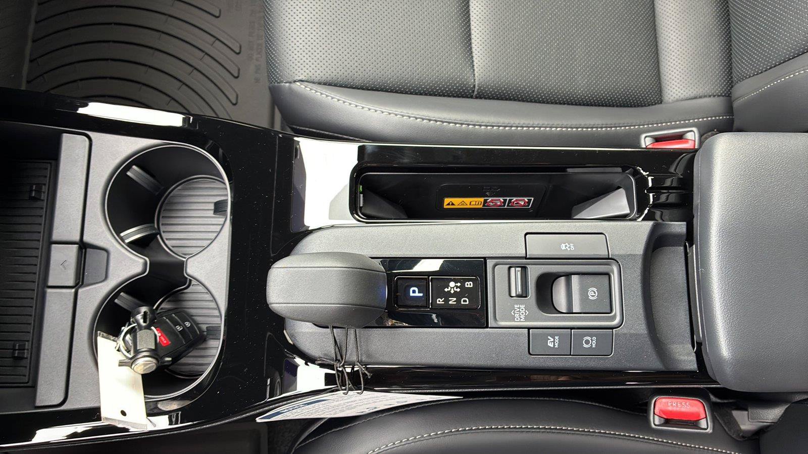 New 2027 Toyota Prius XLE AWD/4WD image 14