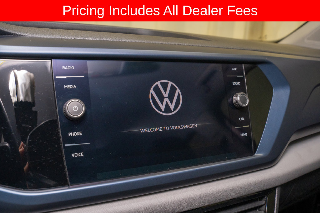 Used 2022 Volkswagen Taos SE FWD image 12