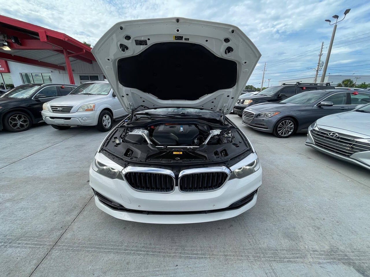 Used 2018 BMW 530e RWD image 18