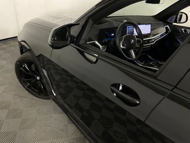Used 2024 BMW X7 M60i w/ Executive Package AWD/4WD image 39