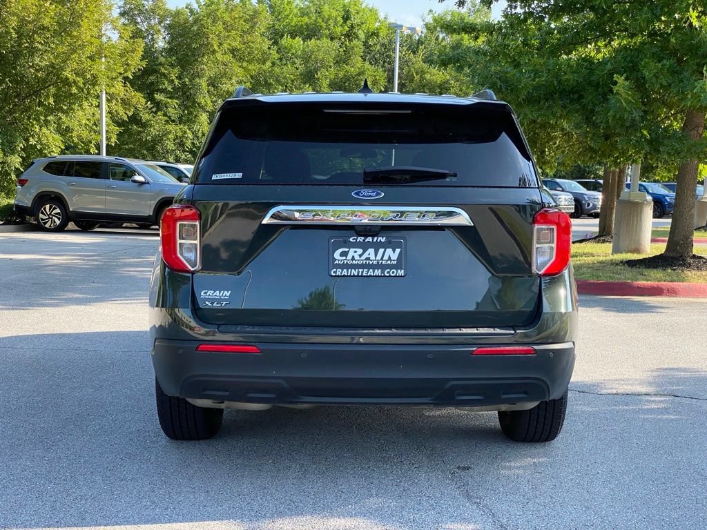 Used 2023 Ford Explorer XLT RWD image 6