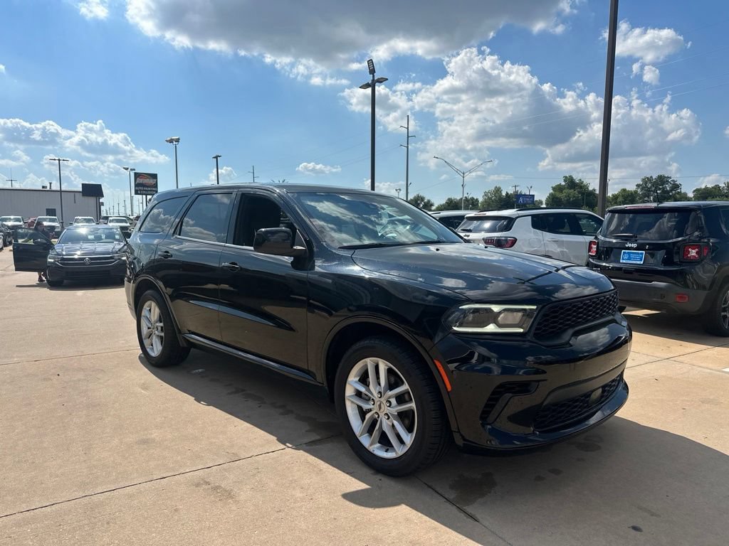 Used 2023 Dodge Durango GT RWD image 3