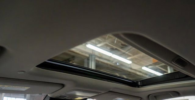 Used 2021 Honda Accord EX-L image 13