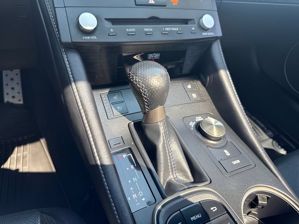 Used 2015 Lexus RC F w/ Premium Package RWD image 14