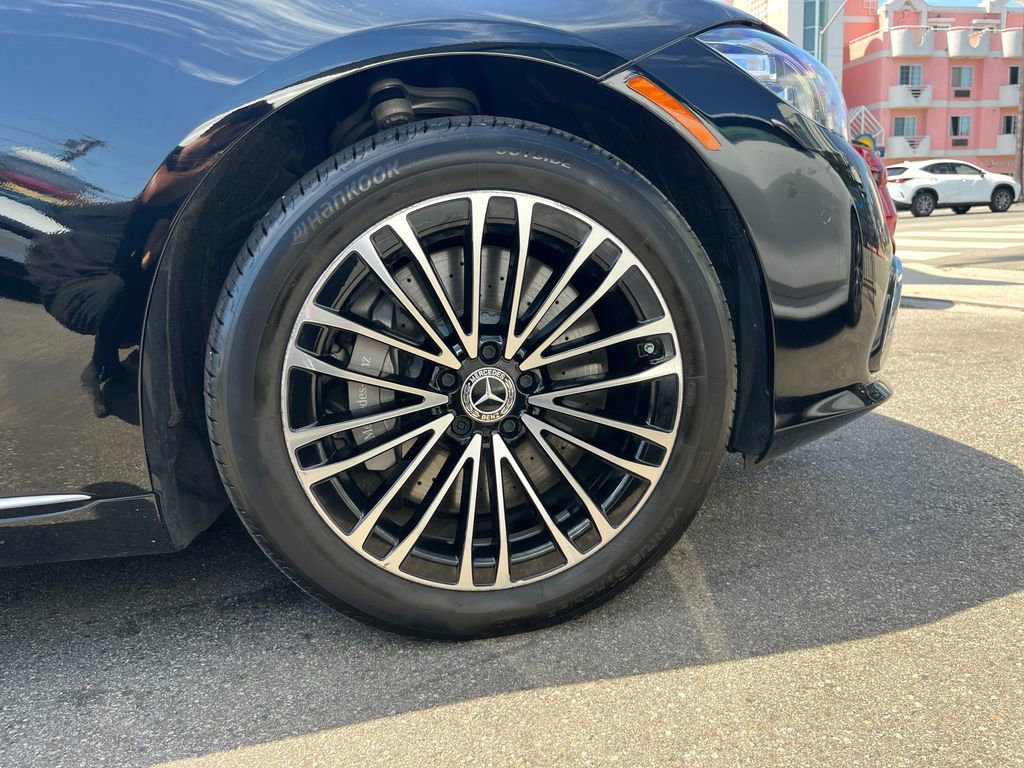 Used 2024 Mercedes-Benz S 580e 4MATIC Sedan image 6