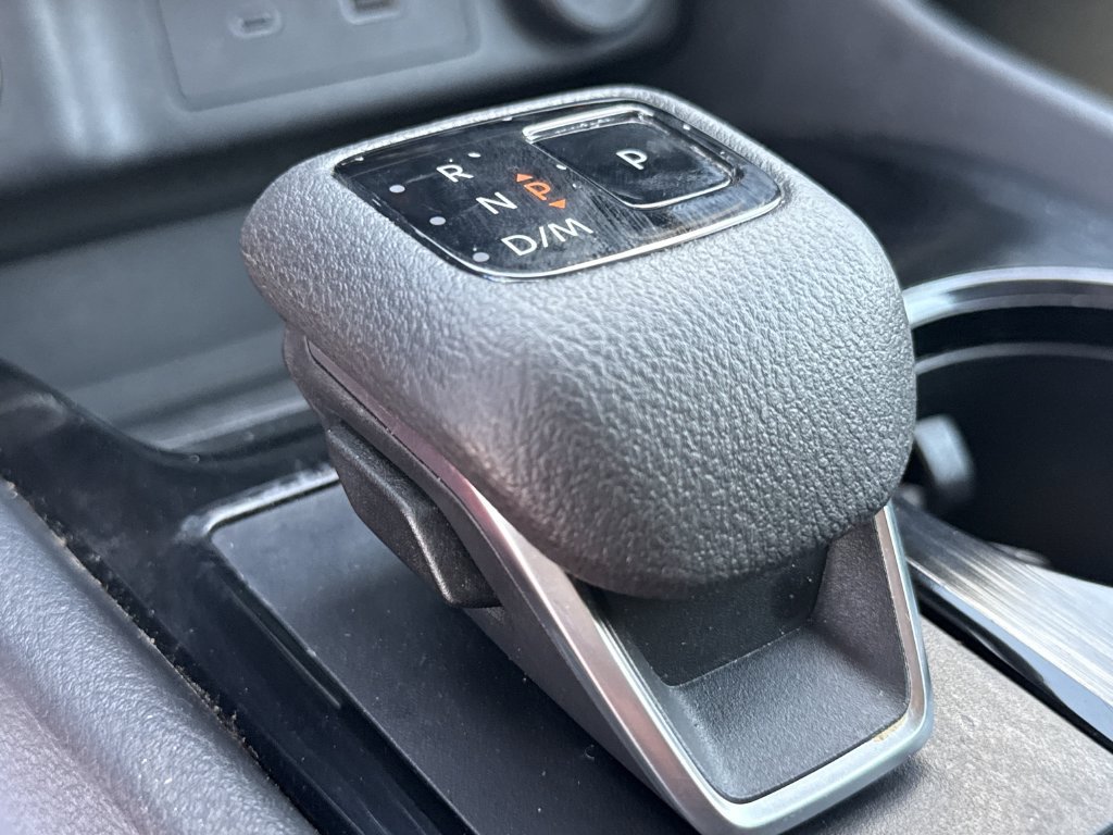 Used 2023 Nissan Rogue SV FWD image 27