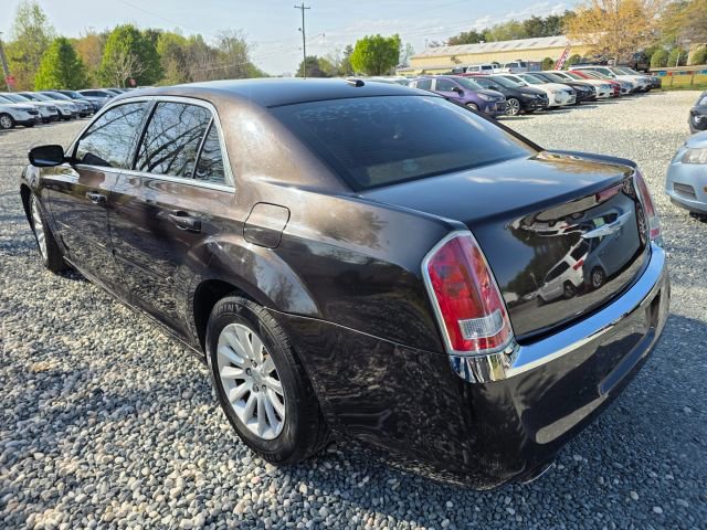 Used 2012 Chrysler 300 image 7