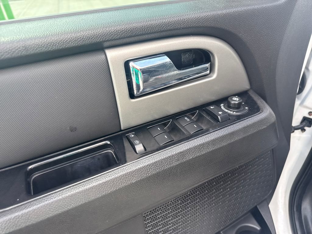 Used 2012 Ford Expedition Limited AWD/4WD image 21