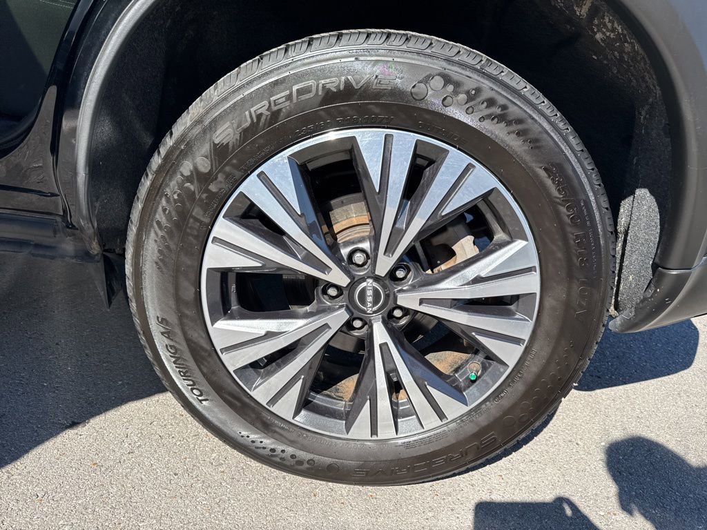 Used 2023 Nissan Rogue SV FWD image 22