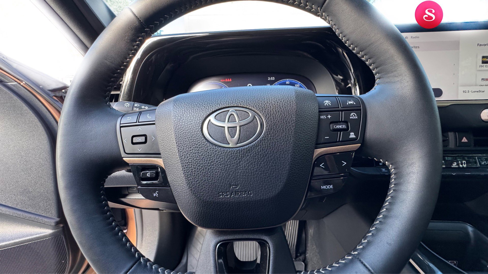 Used 2025 Toyota Crown Platinum image 12