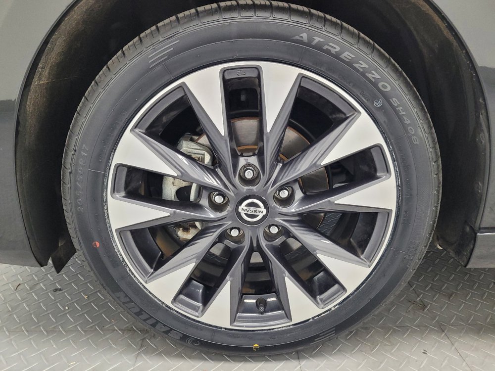 Used 2019 Nissan Sentra SR FWD image 31