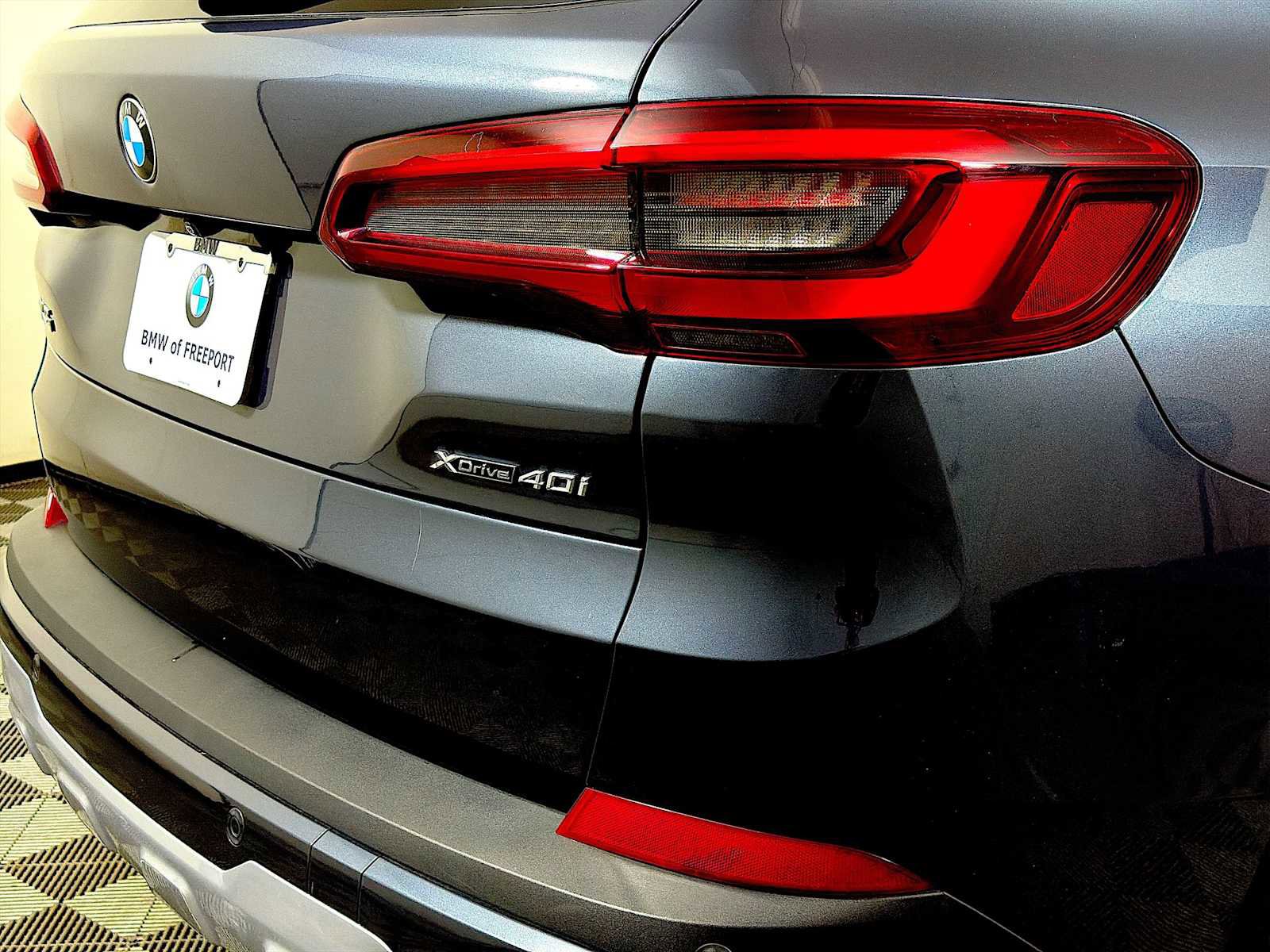 Used 2022 BMW X5 xDrive40i w/ Premium Package image 29