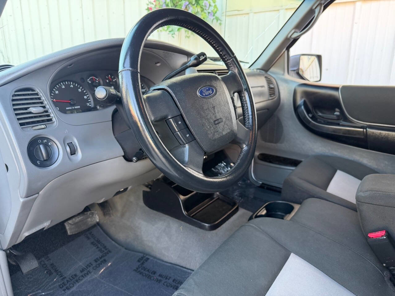 Used 2010 Ford Ranger XLT image 11