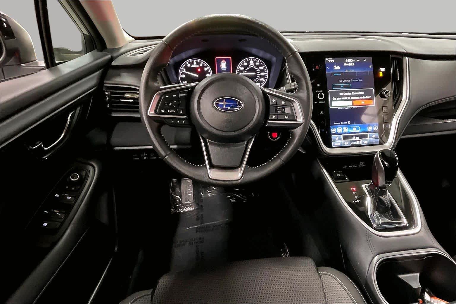 Used 2025 Subaru Outback Premium AWD/4WD image 6