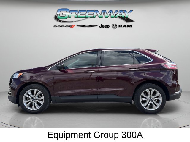 Used 2019 Ford Edge Titanium FWD image 3