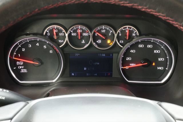 Used 2021 Chevrolet Suburban RST w/ Luxury Package image 15