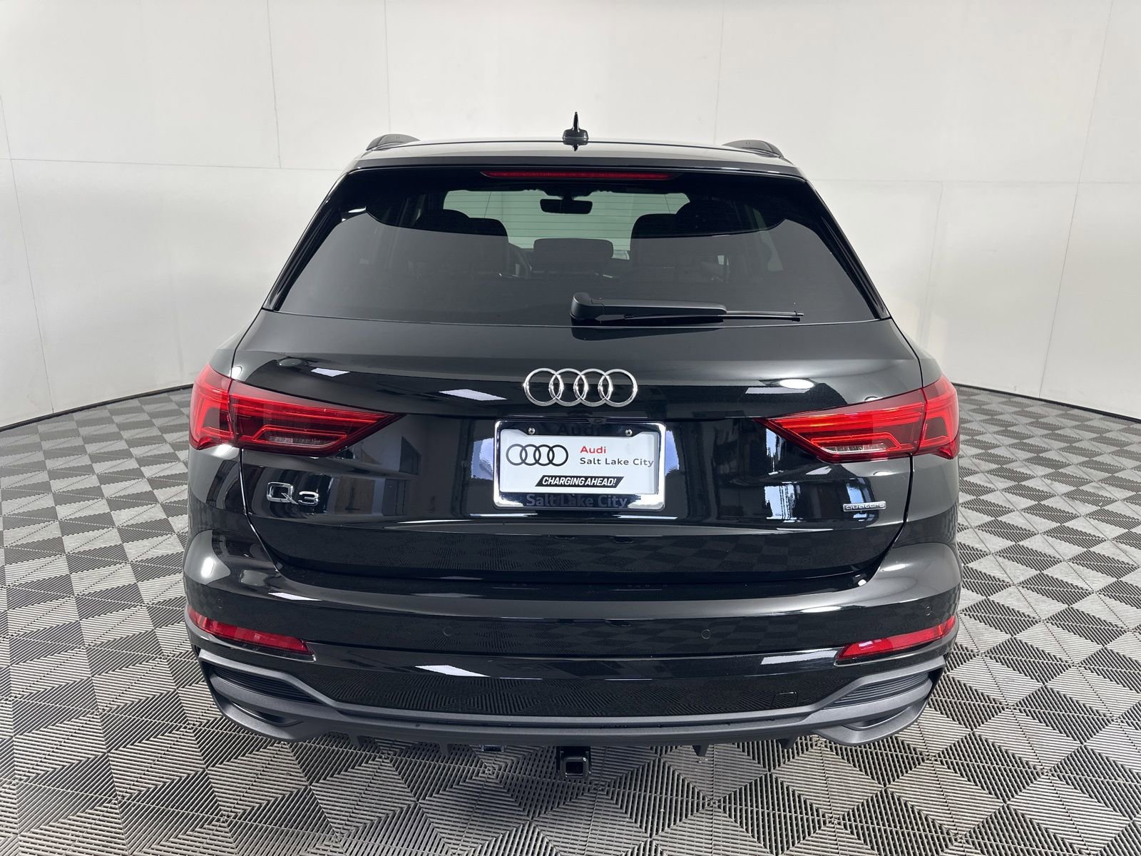 New 2025 Audi Q3 2.0T Premium AWD/4WD image 5