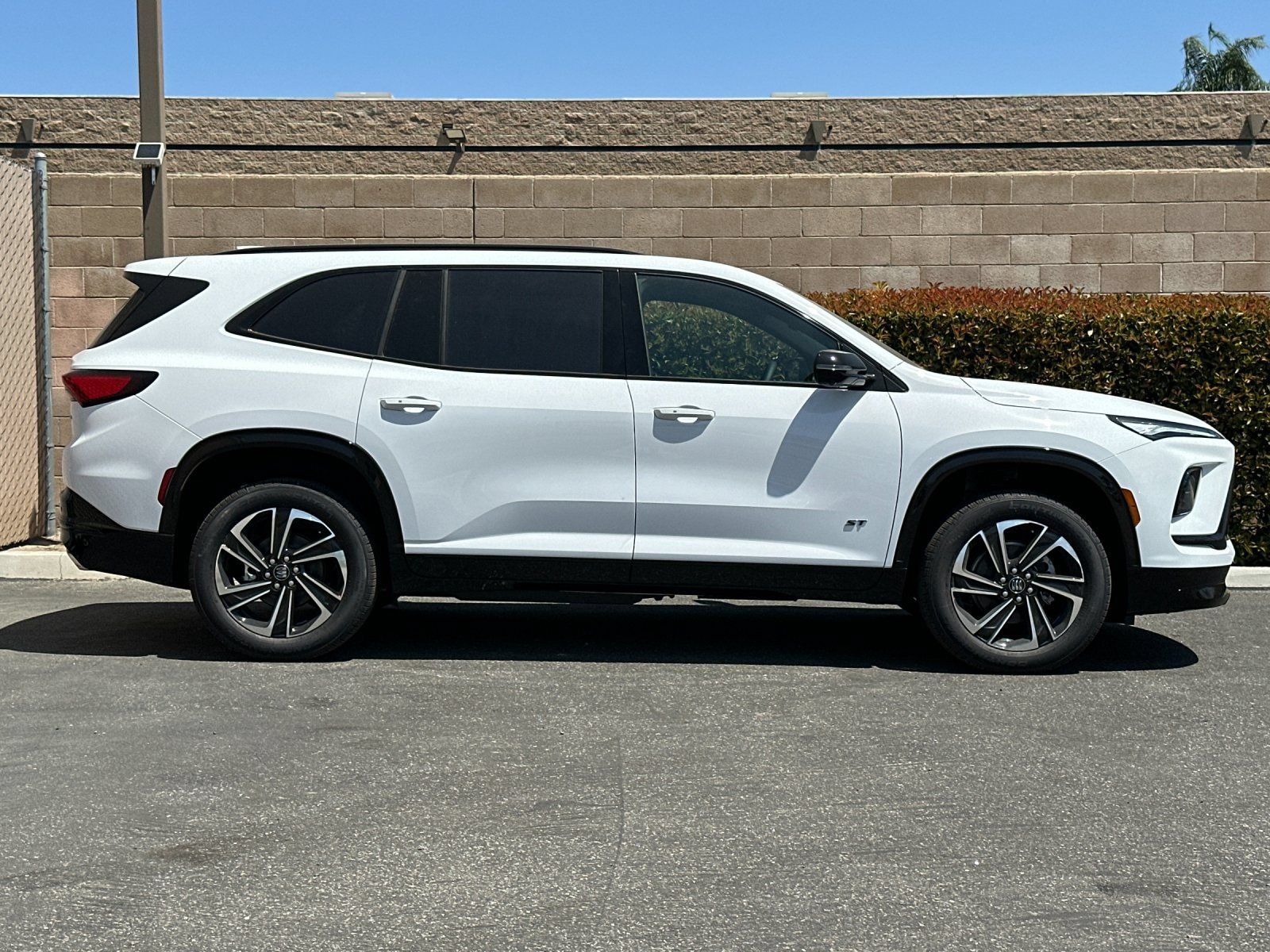 New 2026 Buick Enclave Sport Touring w/ Power Package FWD image 3