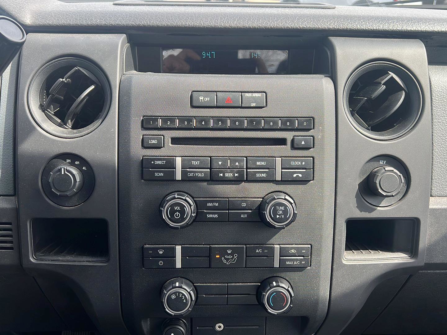 Used 2012 Ford F150 STX w/ STX Decor Pkg image 21