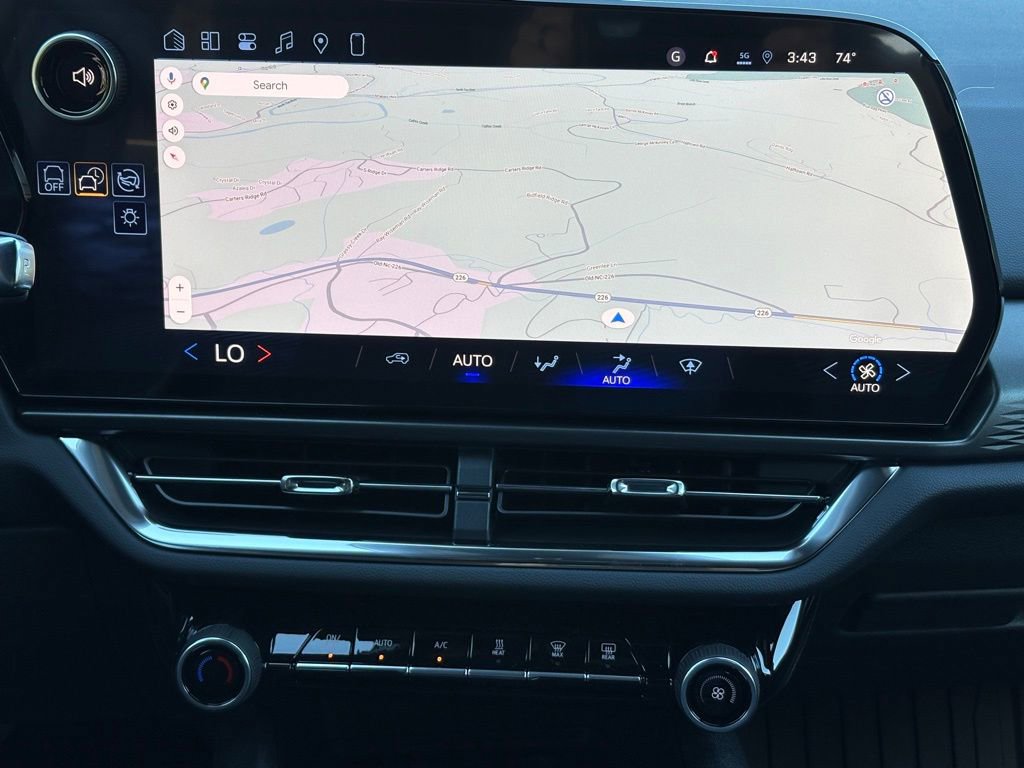 New 2026 Chevrolet Equinox EV LT w/ Midnight Package image 29