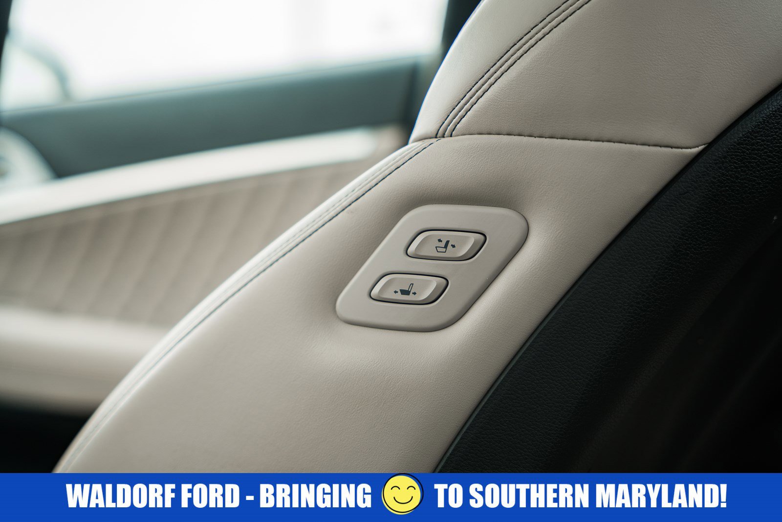 Used 2023 Genesis G70 3.3T w/ Sport Prestige Package image 37