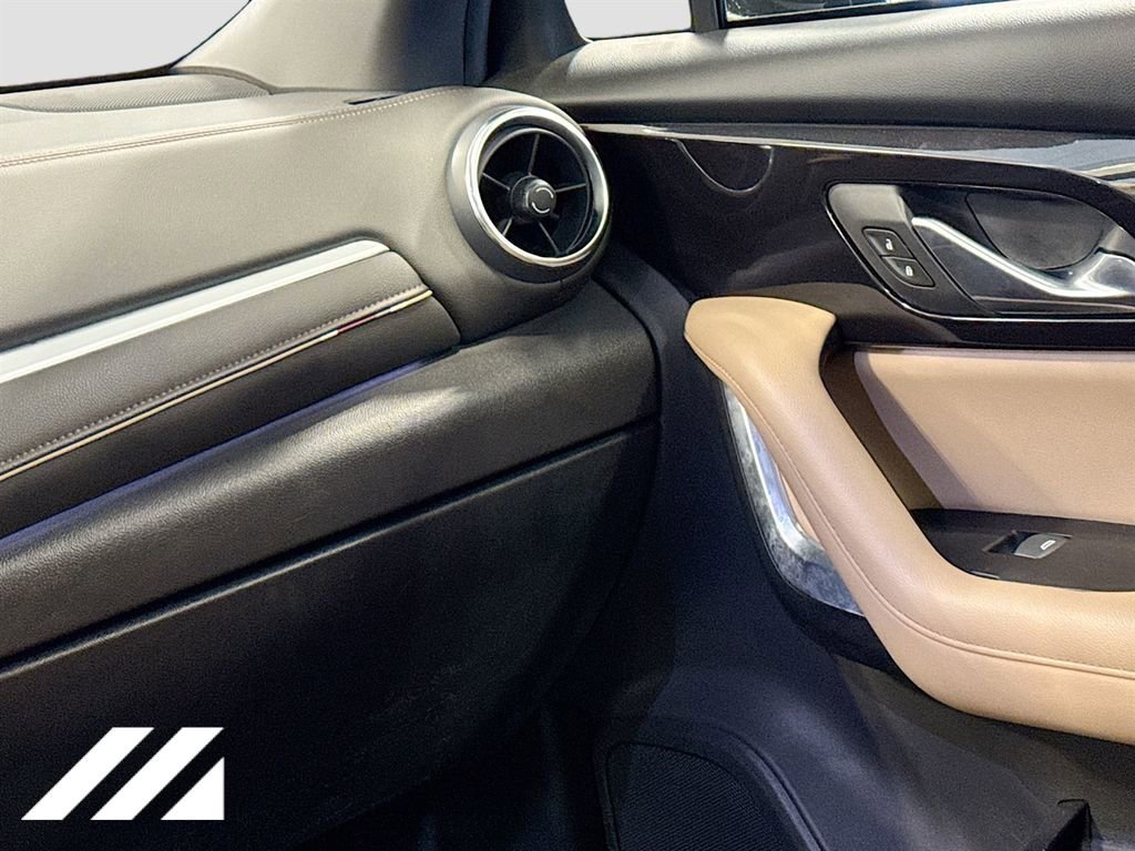 Used 2019 Chevrolet Blazer Premier w/ Sun and Wheels Package image 27