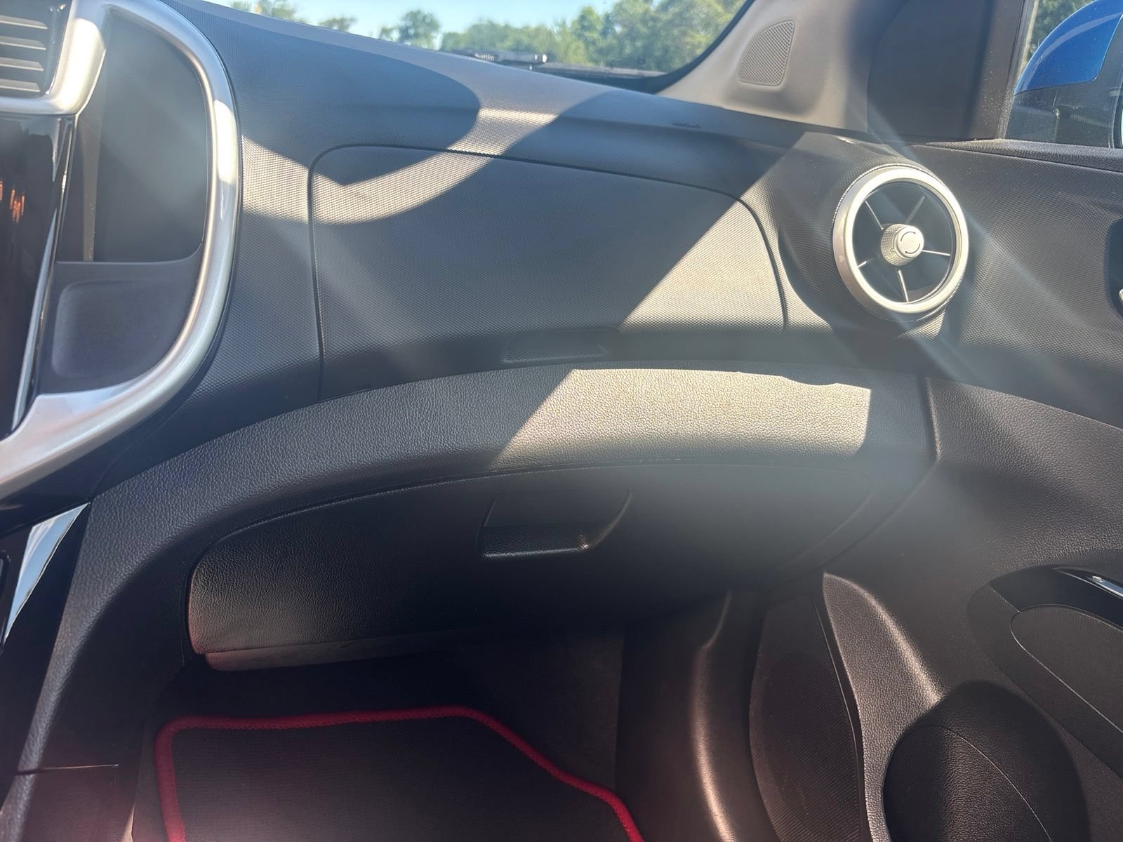 Used 2019 Chevrolet Sonic LT w/ Convenience Package FWD image 34