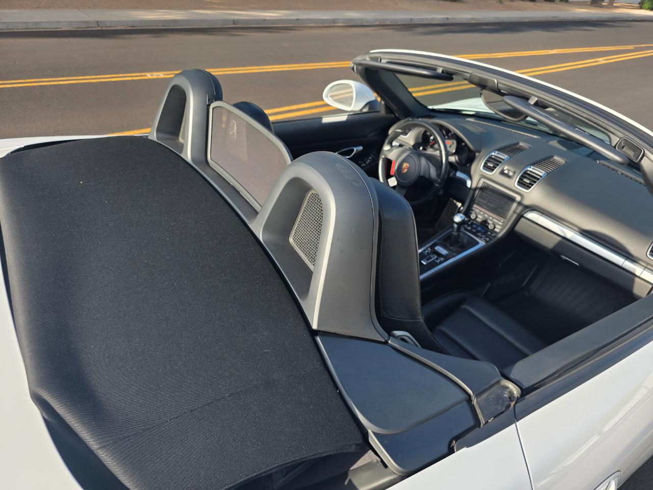 Used 2015 Porsche Boxster RWD image 32