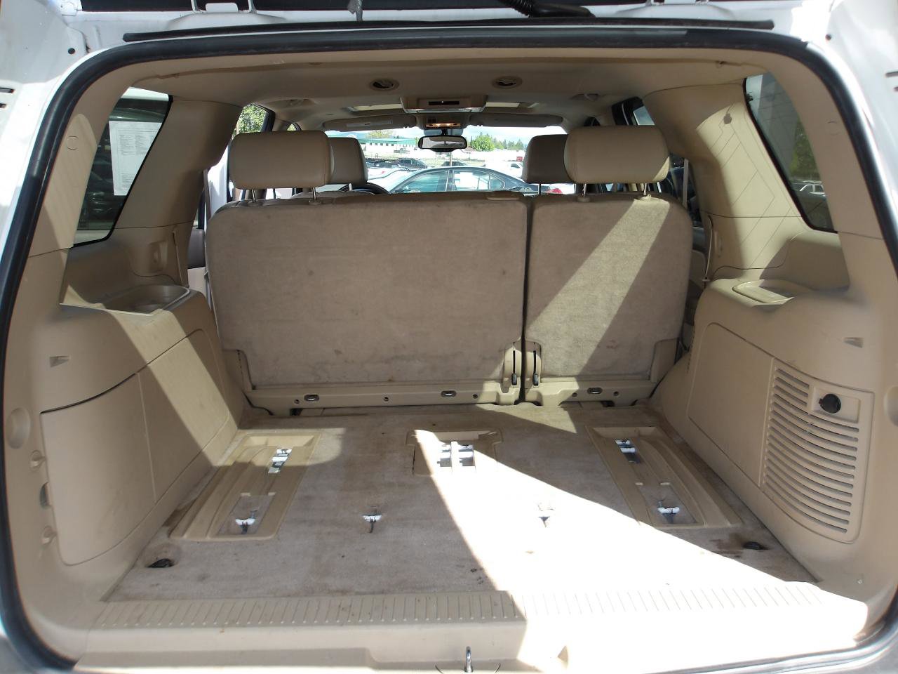 Used 2010 Chevrolet Tahoe 4WD image 11
