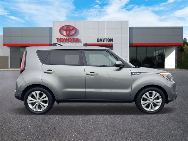 Used 2015 Kia Soul + image 6