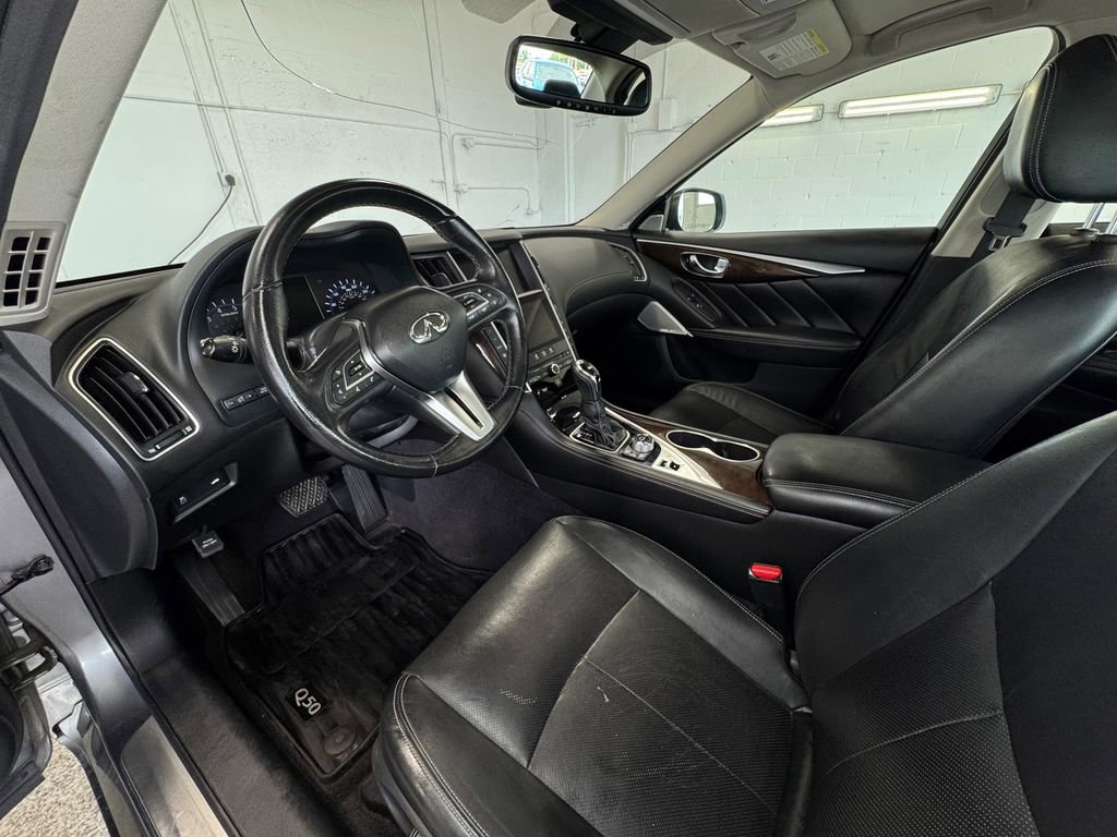 Used 2018 INFINITI Q50 Luxe AWD/4WD image 14