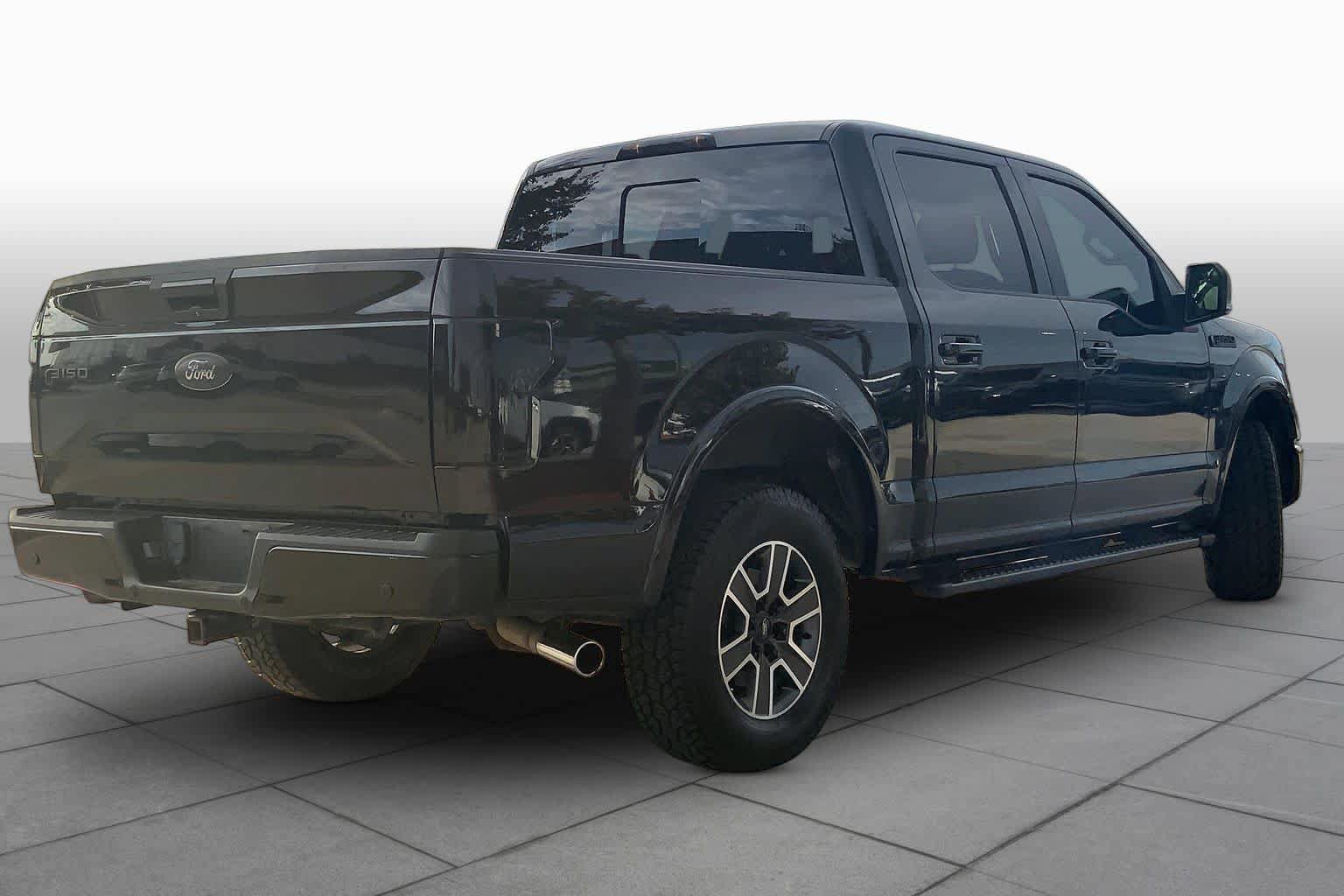 Used 2015 Ford F150 XLT w/ Equipment Group 302A Luxury AWD/4WD image 13