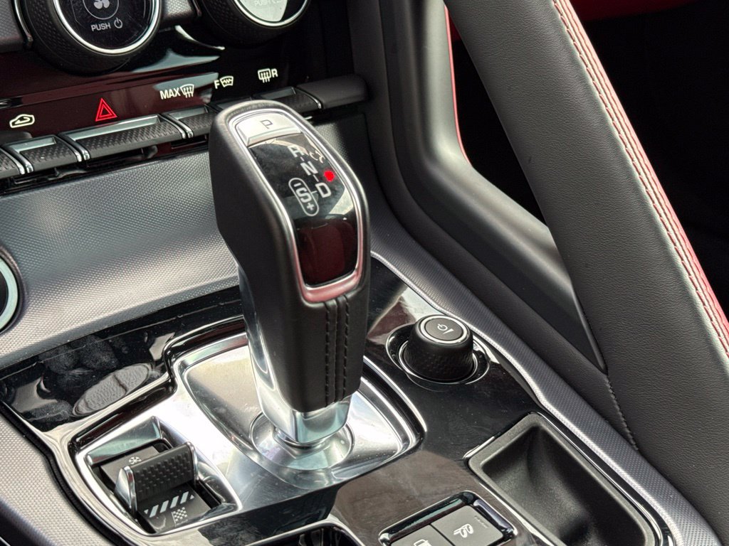 Used 2023 Jaguar F-TYPE Coupe RWD image 29