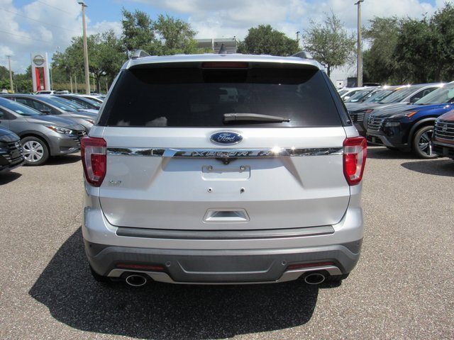 Used 2018 Ford Explorer XLT image 5