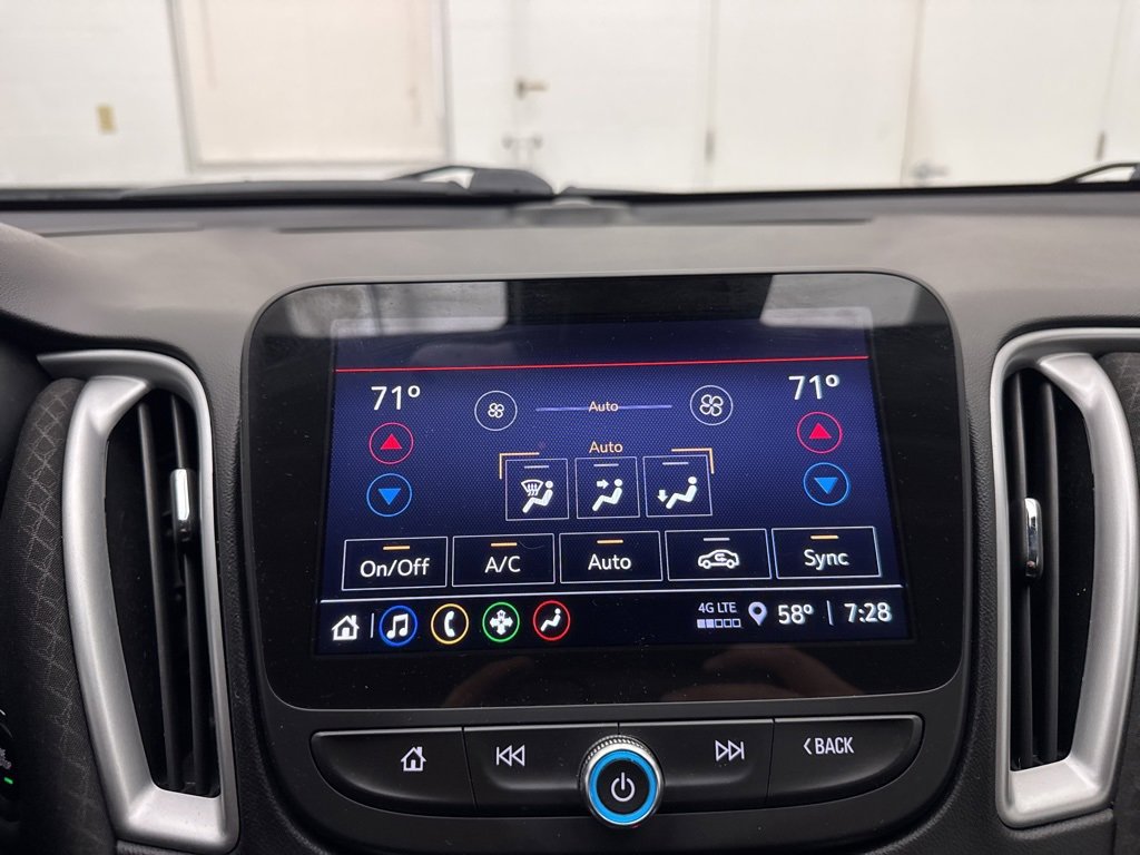 Used 2023 Chevrolet Malibu LT image 24