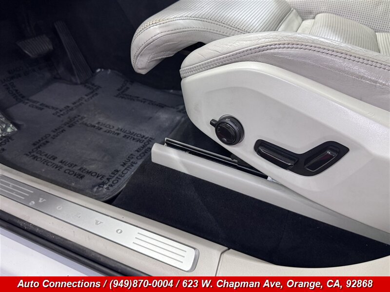 Used 2016 Volvo XC90 T6 Inscription w/ Vision Package AWD/4WD image 28