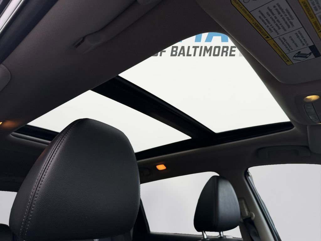 Used 2016 Nissan Rogue SL w/ SL Premium Package image 16