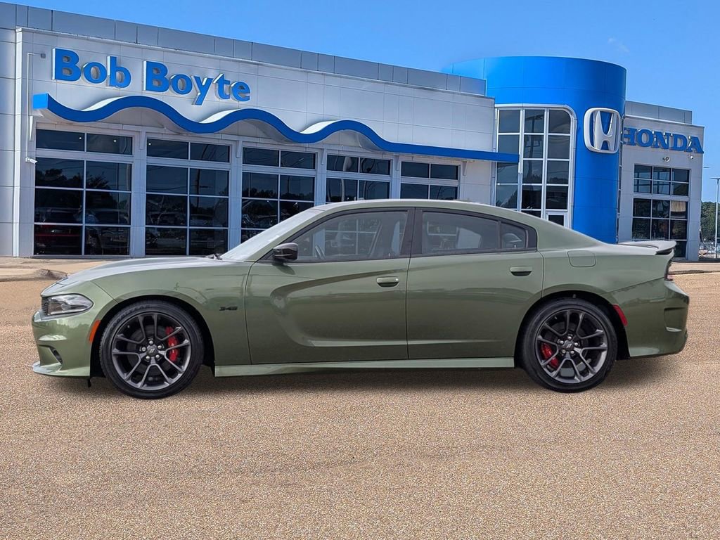 Used 2023 Dodge Charger R/T w/ Plus Group image 2