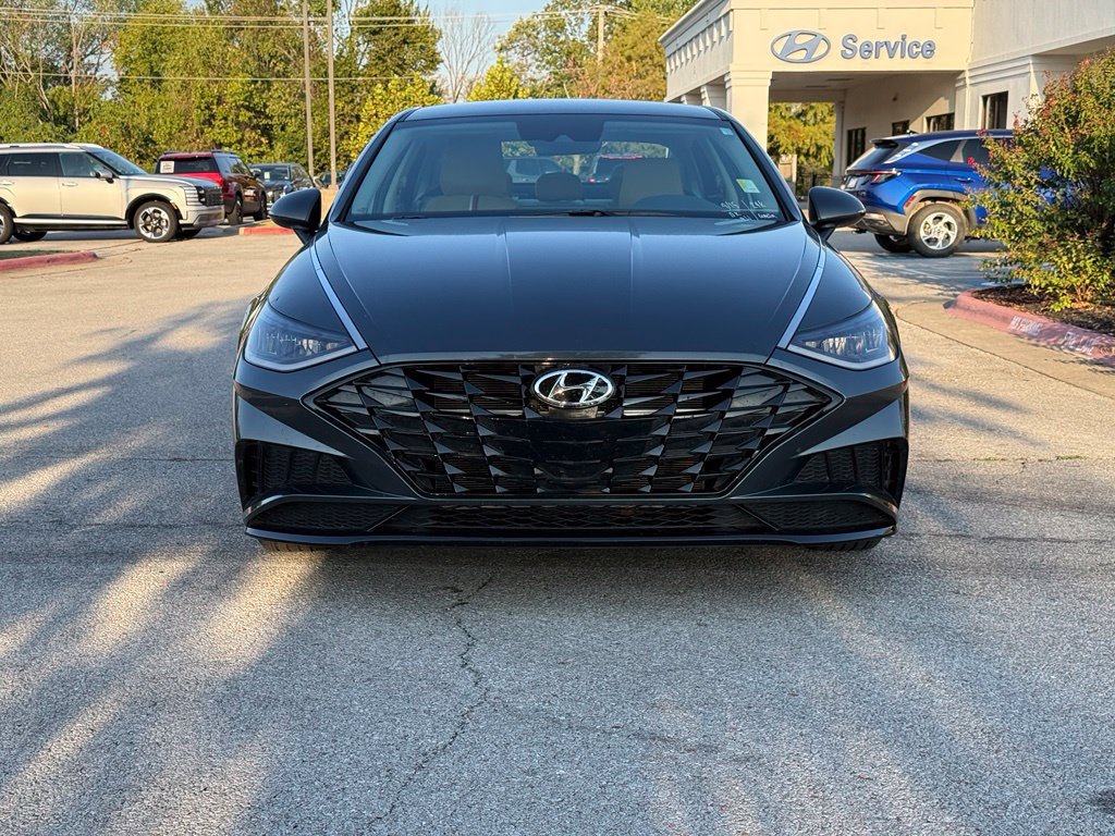 Certified 2023 Hyundai Sonata SEL w/ Preferred Accessory Package FWD image 2