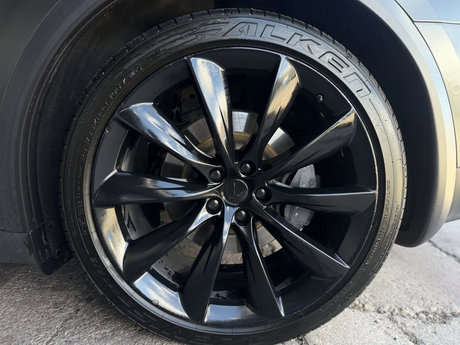 Used 2020 Tesla Model X Long Range AWD/4WD image 34