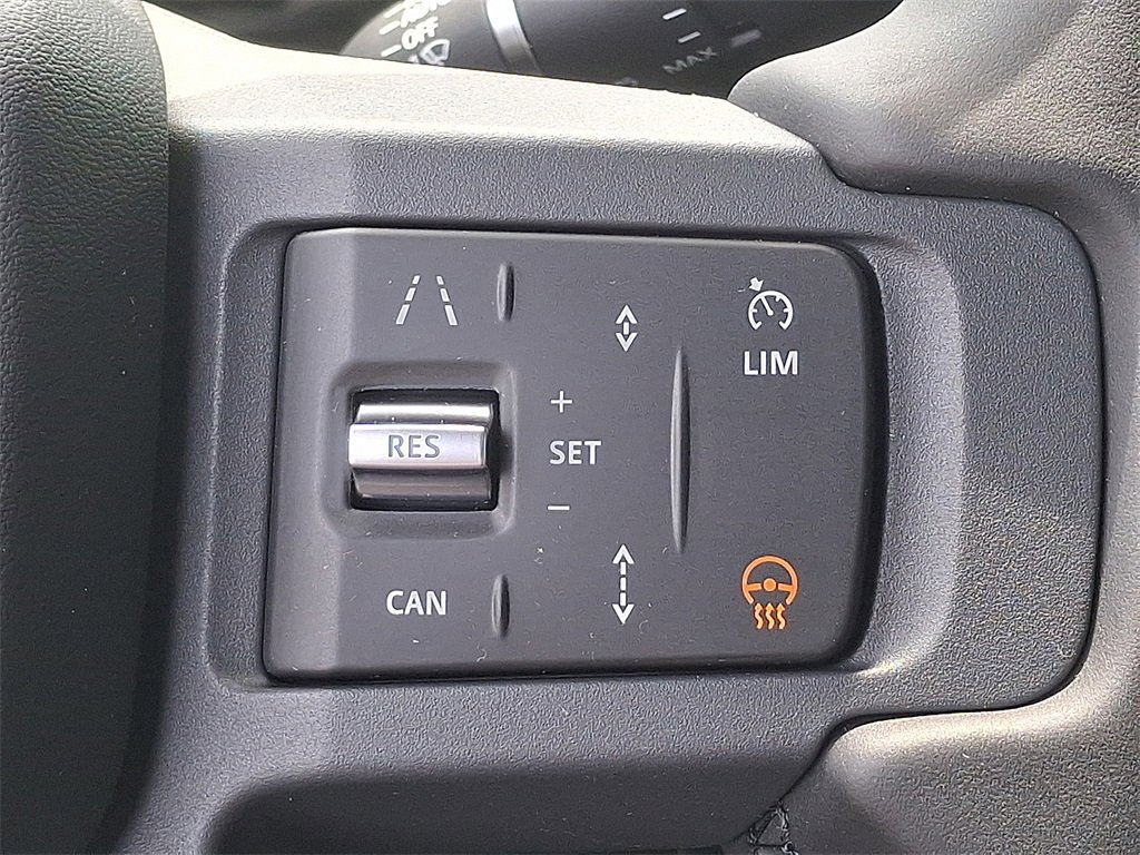 New 2025 Land Rover Defender 110 S image 14