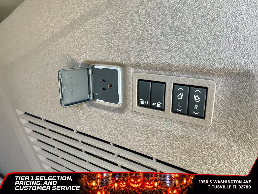 New 2026 GMC Yukon XL Denali w/ Denali Reserve Package RWD image 25