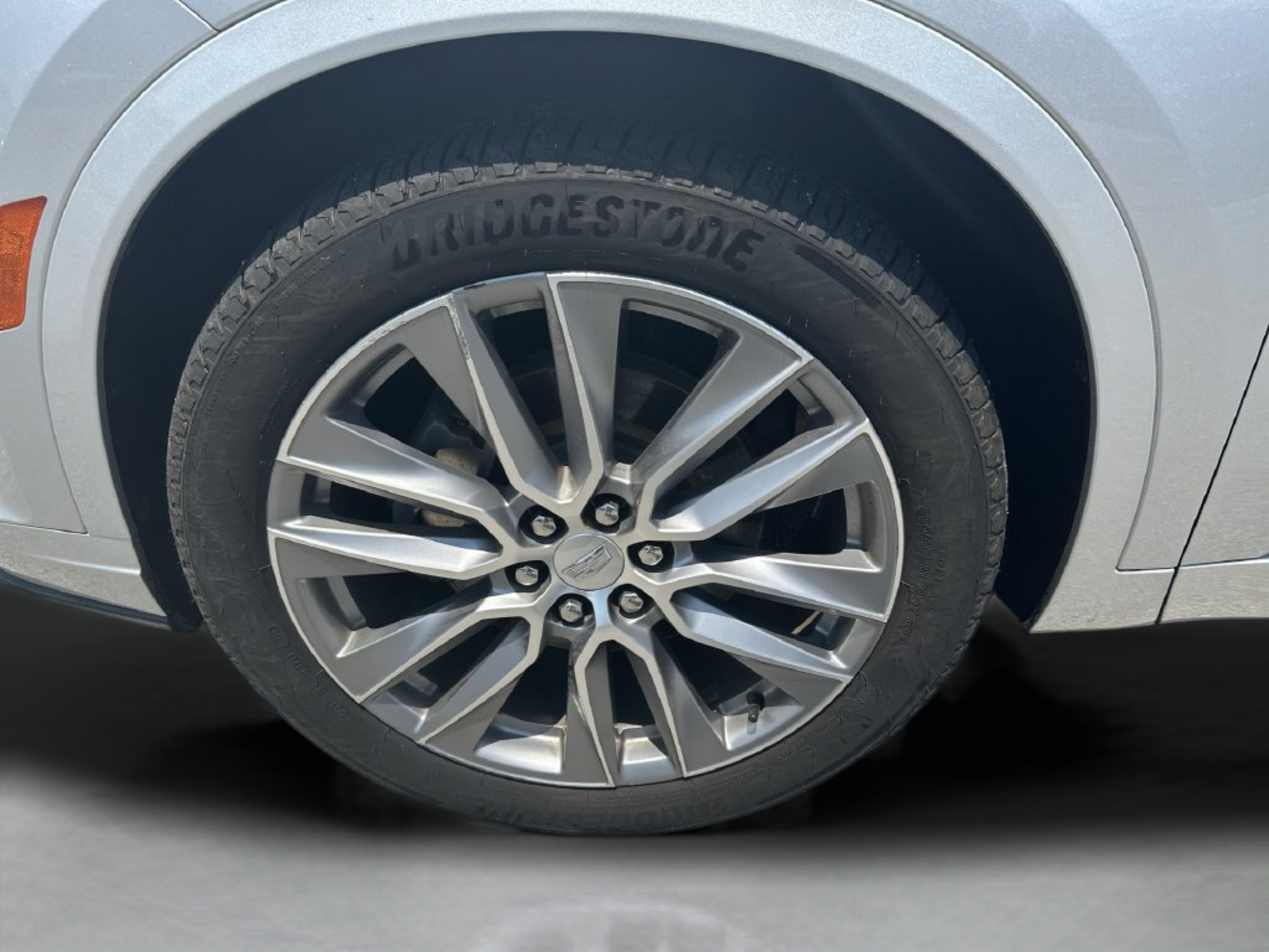 Used 2020 Cadillac XT6 Sport AWD/4WD image 32